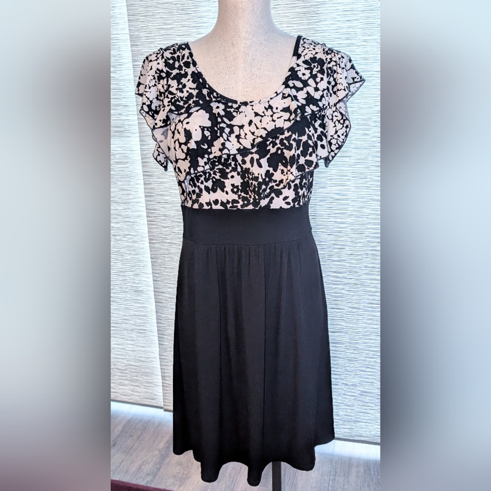 Susan Lawrence Black and White Asymmetrical Dress